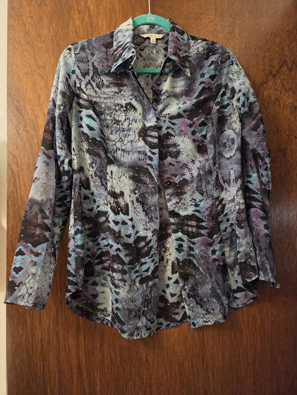 CAbi ~ Purple & Black Snakeskin Print Button-Down Blouse~Small - Picture 10 of 12